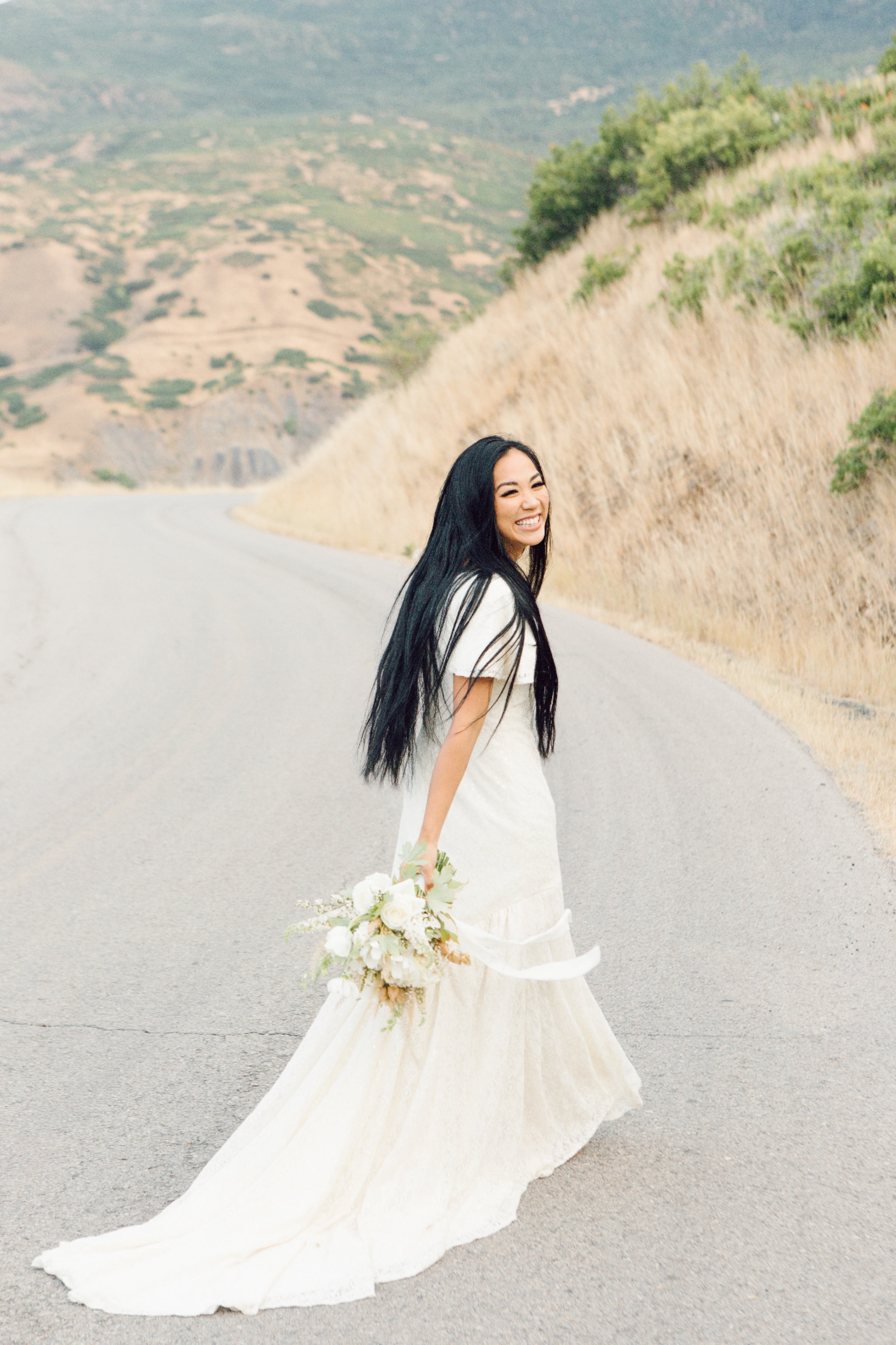 boho wedding dress rental Wedding Dress Rental Los Angeles Affordable & Stylish Wedding Dress Options